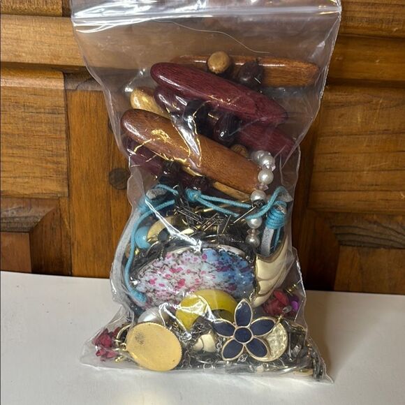 Small Mixed Broken Costume Modern Vintage Jewelry Bag for Crafting - Picture 2 of 6